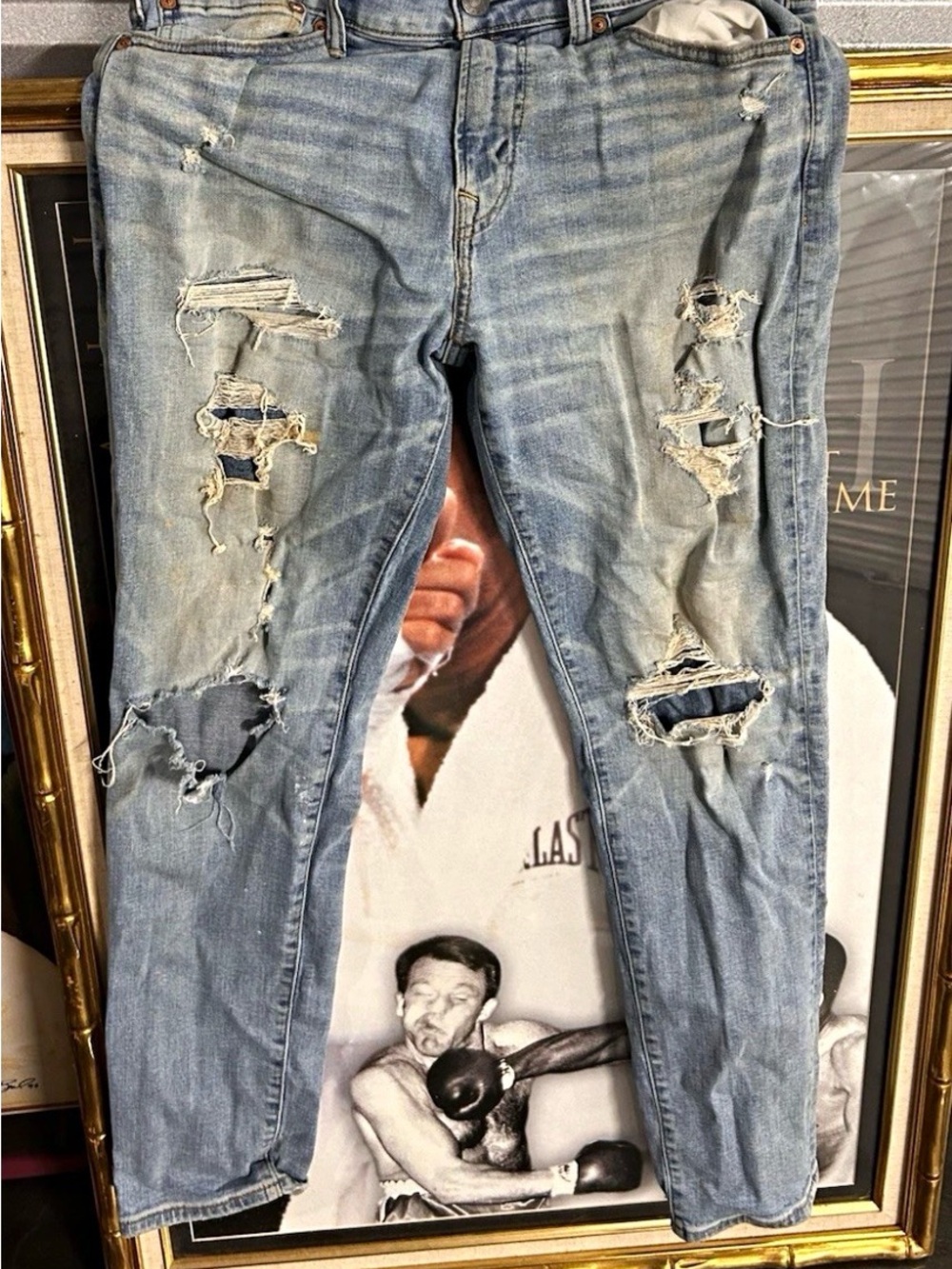 American Eagle Outfitters Light Blue Distressed Skinny Jeans